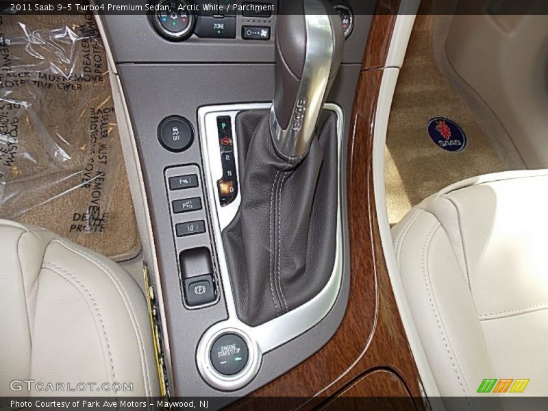 Arctic White / Parchment 2011 Saab 9-5 Turbo4 Premium Sedan