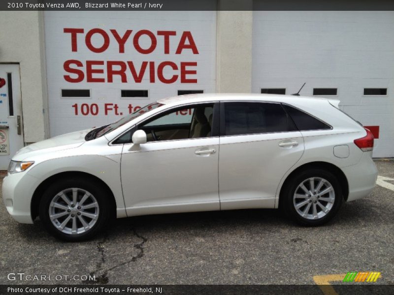 Blizzard White Pearl / Ivory 2010 Toyota Venza AWD