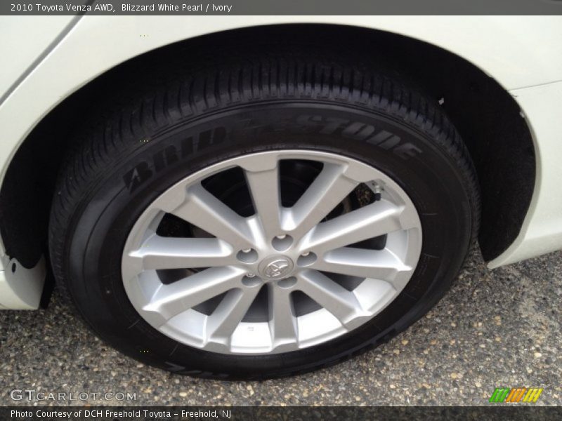 Blizzard White Pearl / Ivory 2010 Toyota Venza AWD