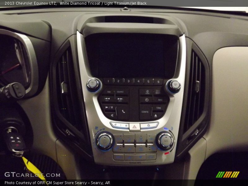 White Diamond Tricoat / Light Titanium/Jet Black 2013 Chevrolet Equinox LTZ