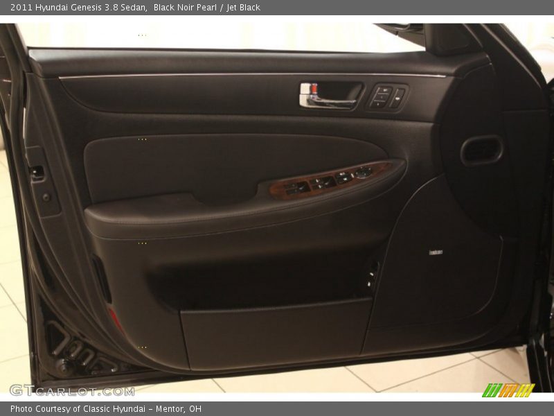 Black Noir Pearl / Jet Black 2011 Hyundai Genesis 3.8 Sedan