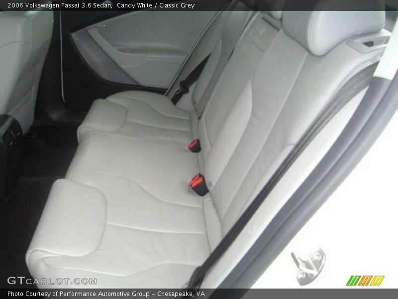 Candy White / Classic Grey 2006 Volkswagen Passat 3.6 Sedan