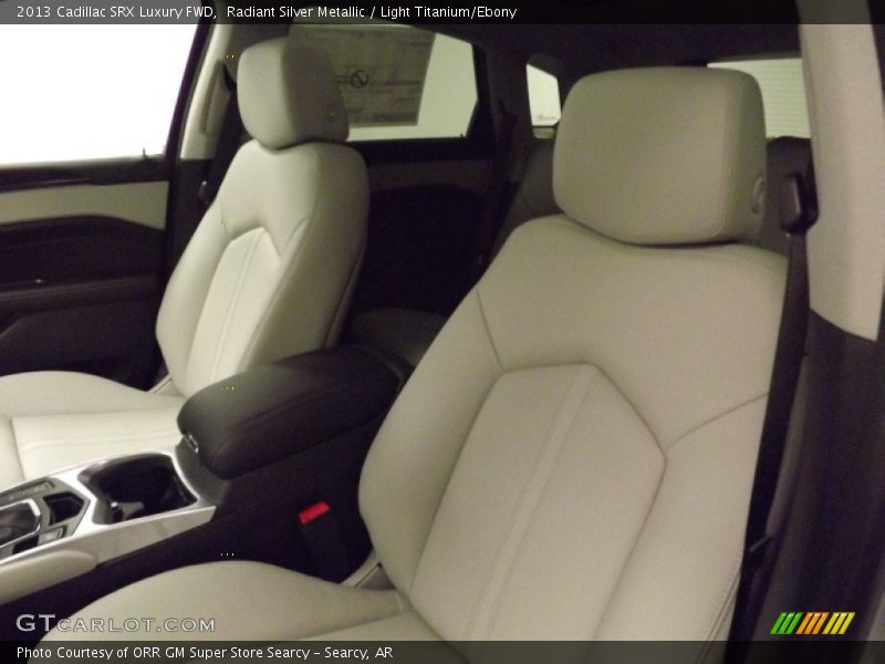Radiant Silver Metallic / Light Titanium/Ebony 2013 Cadillac SRX Luxury FWD