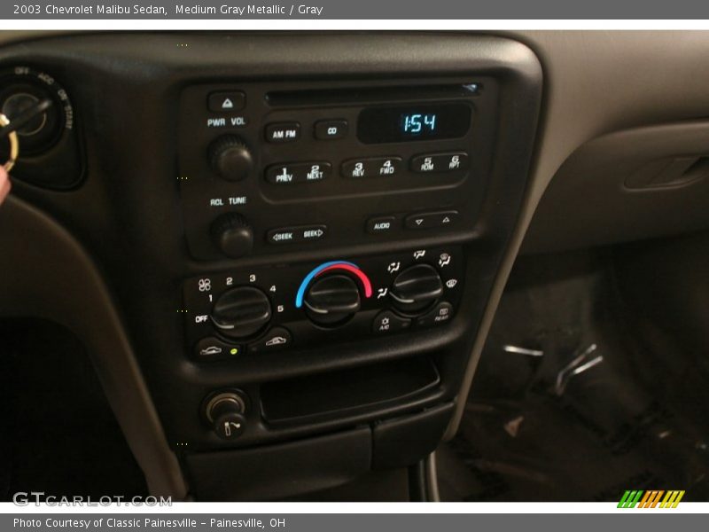Controls of 2003 Malibu Sedan