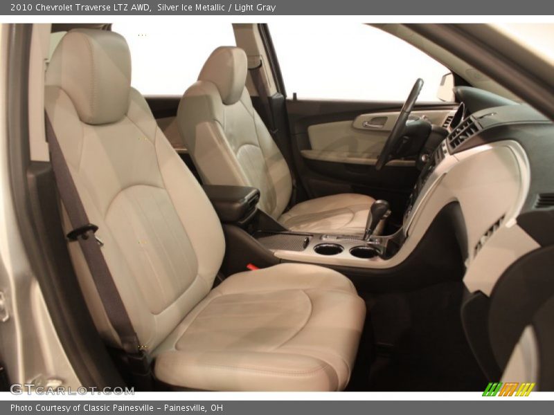 Silver Ice Metallic / Light Gray 2010 Chevrolet Traverse LTZ AWD