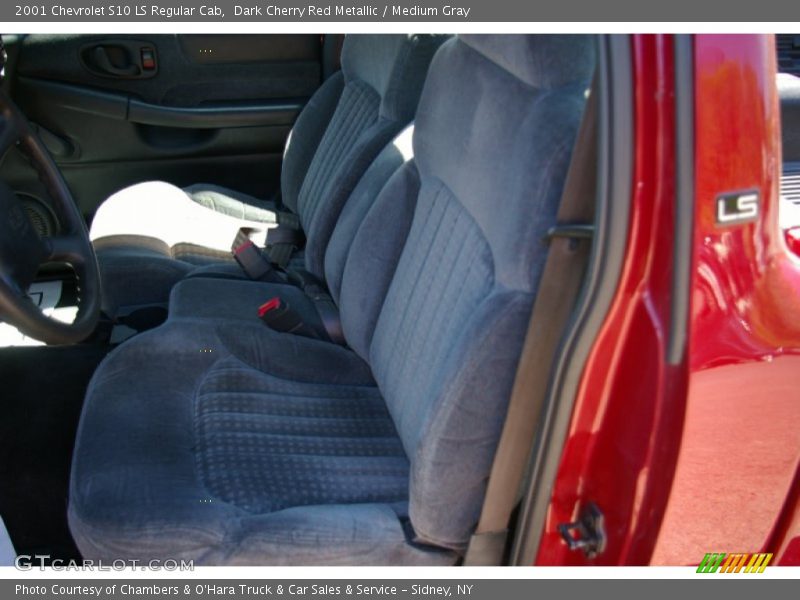 Dark Cherry Red Metallic / Medium Gray 2001 Chevrolet S10 LS Regular Cab