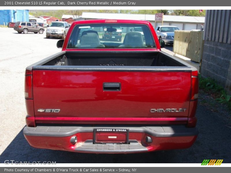 Dark Cherry Red Metallic / Medium Gray 2001 Chevrolet S10 LS Regular Cab