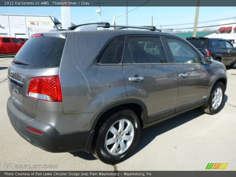 Titanium Silver / Gray 2012 Kia Sorento LX AWD