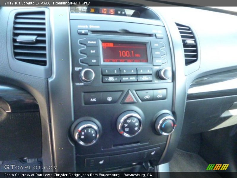 Titanium Silver / Gray 2012 Kia Sorento LX AWD