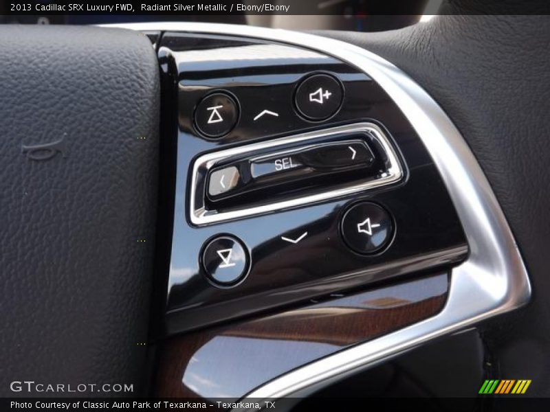 Radiant Silver Metallic / Ebony/Ebony 2013 Cadillac SRX Luxury FWD
