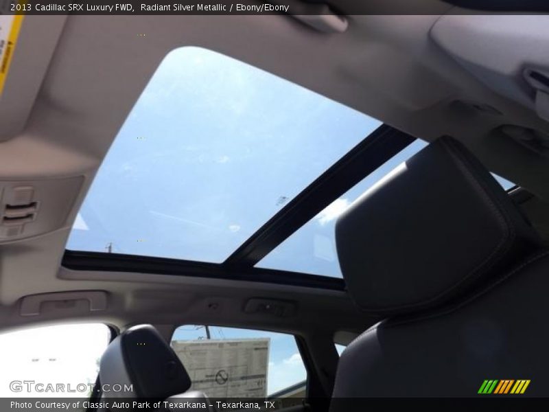 Radiant Silver Metallic / Ebony/Ebony 2013 Cadillac SRX Luxury FWD