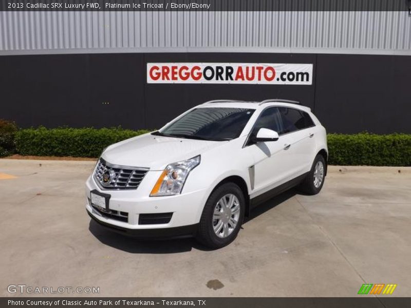 Platinum Ice Tricoat / Ebony/Ebony 2013 Cadillac SRX Luxury FWD