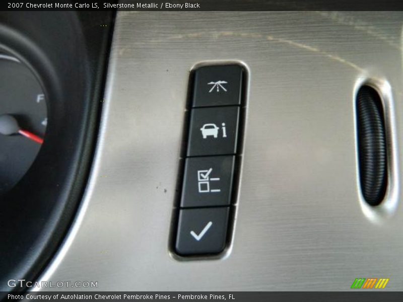 Silverstone Metallic / Ebony Black 2007 Chevrolet Monte Carlo LS