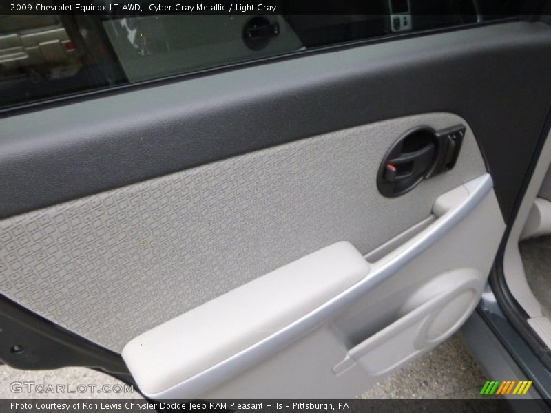 Cyber Gray Metallic / Light Gray 2009 Chevrolet Equinox LT AWD