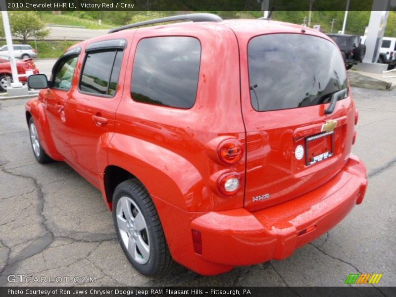 Victory Red / Gray 2010 Chevrolet HHR LS