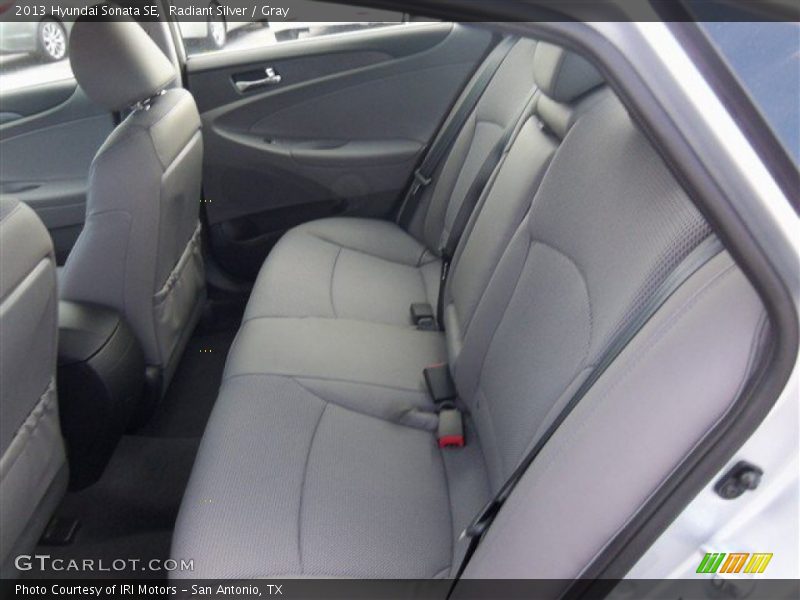 Radiant Silver / Gray 2013 Hyundai Sonata SE
