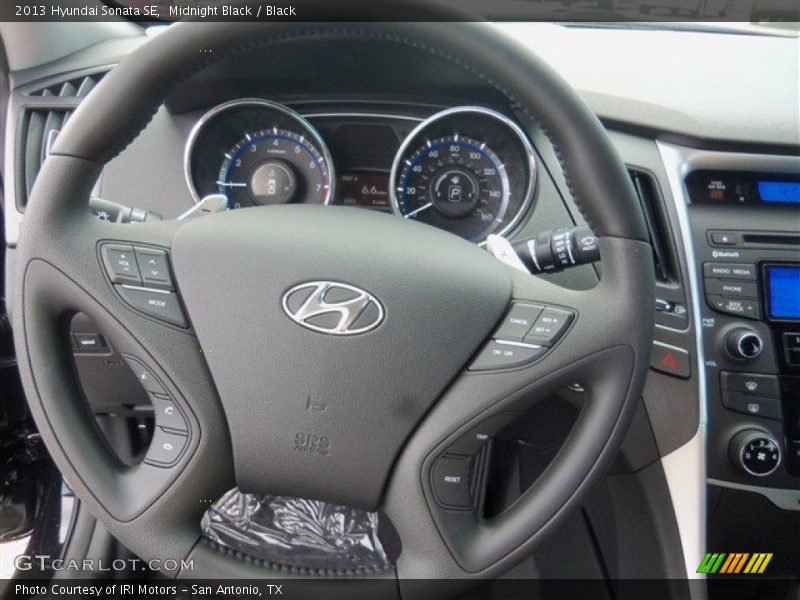 Midnight Black / Black 2013 Hyundai Sonata SE