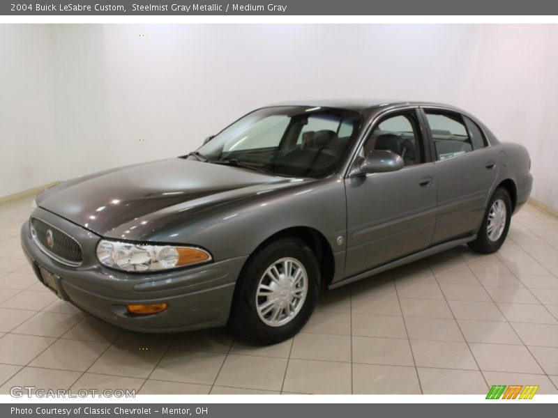 Front 3/4 View of 2004 LeSabre Custom