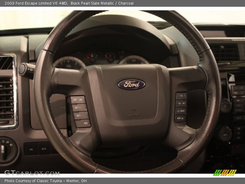 2009 Escape Limited V6 4WD Steering Wheel