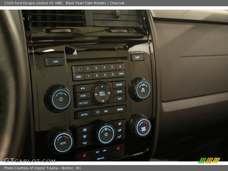 Controls of 2009 Escape Limited V6 4WD