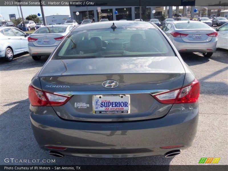 Harbor Gray Metallic / Gray 2013 Hyundai Sonata SE