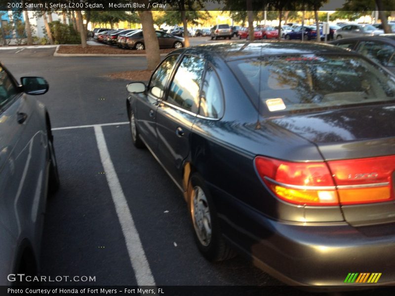 Medium Blue / Gray 2002 Saturn L Series L200 Sedan