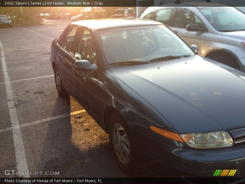 Medium Blue / Gray 2002 Saturn L Series L200 Sedan