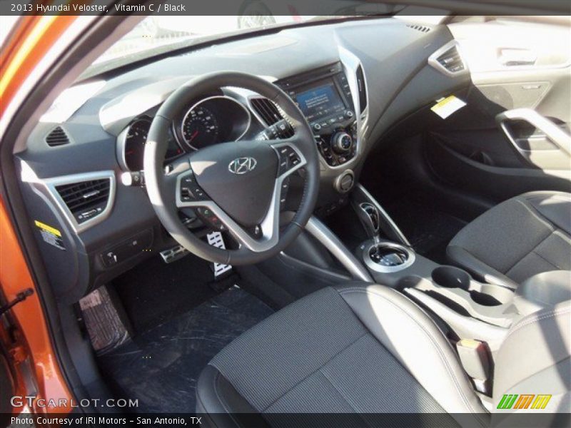 Vitamin C / Black 2013 Hyundai Veloster