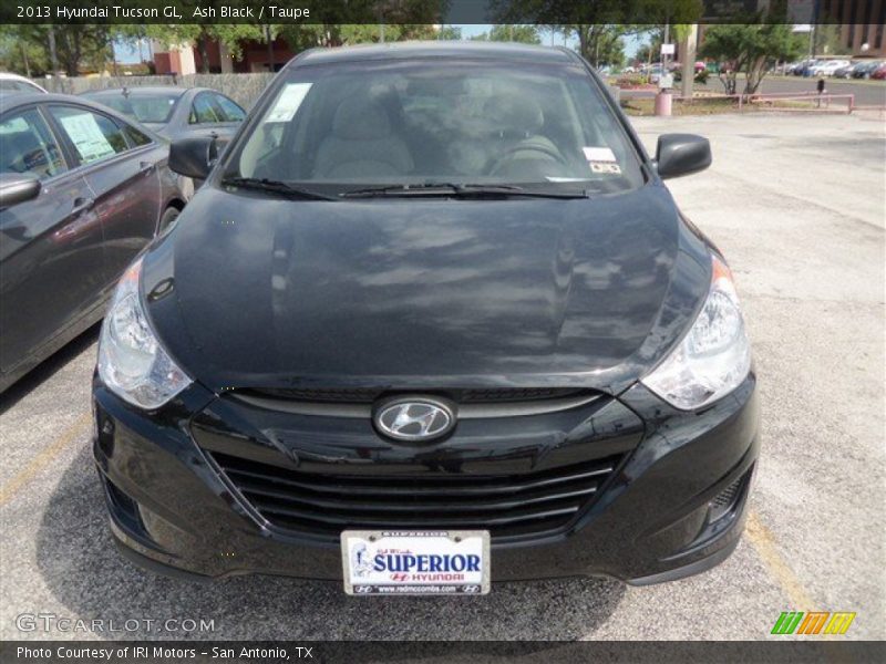 Ash Black / Taupe 2013 Hyundai Tucson GL