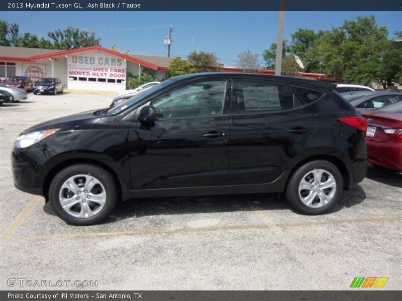 Ash Black / Taupe 2013 Hyundai Tucson GL