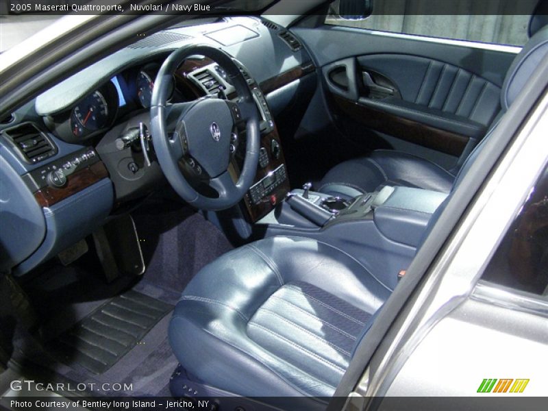 Nuvolari / Navy Blue 2005 Maserati Quattroporte
