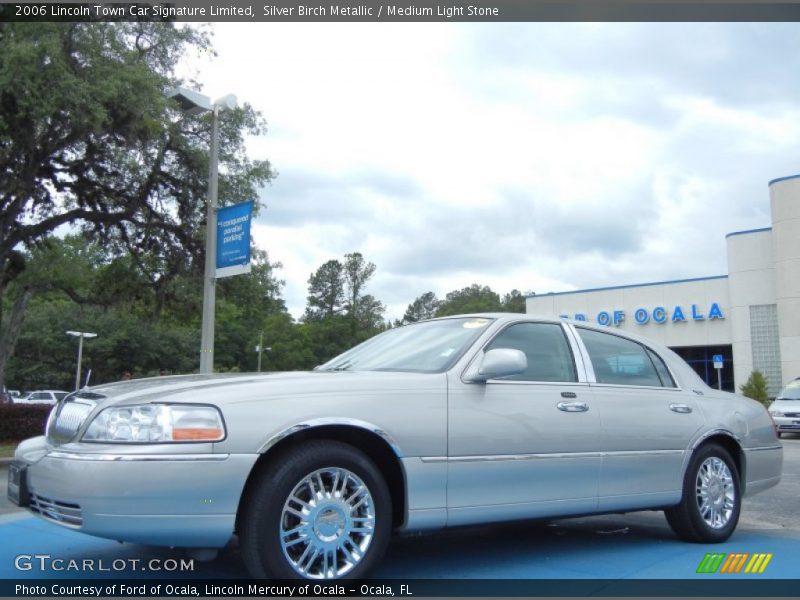 Silver Birch Metallic / Medium Light Stone 2006 Lincoln Town Car Signature Limited