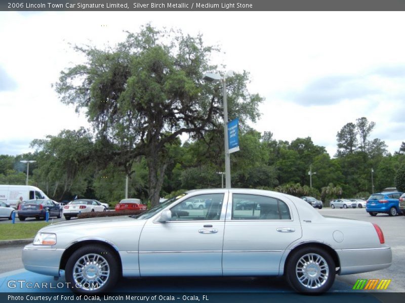 Silver Birch Metallic / Medium Light Stone 2006 Lincoln Town Car Signature Limited