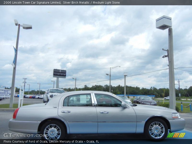 Silver Birch Metallic / Medium Light Stone 2006 Lincoln Town Car Signature Limited
