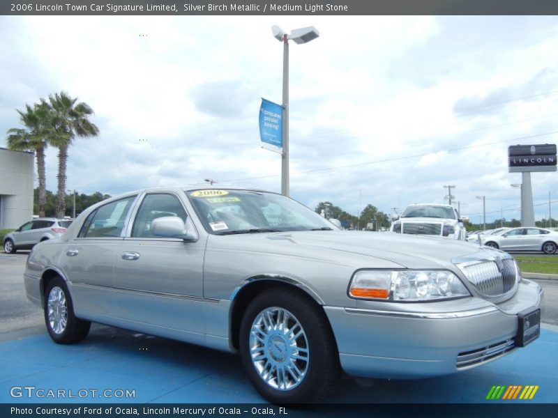 Silver Birch Metallic / Medium Light Stone 2006 Lincoln Town Car Signature Limited
