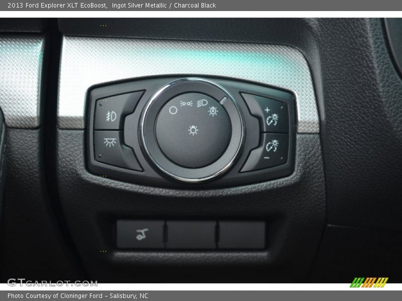 Ingot Silver Metallic / Charcoal Black 2013 Ford Explorer XLT EcoBoost