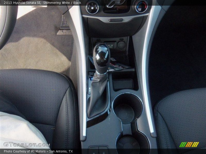 Shimmering White / Black 2013 Hyundai Sonata SE