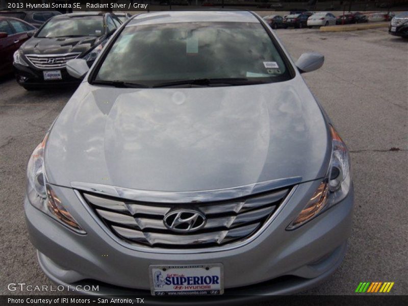 Radiant Silver / Gray 2013 Hyundai Sonata SE