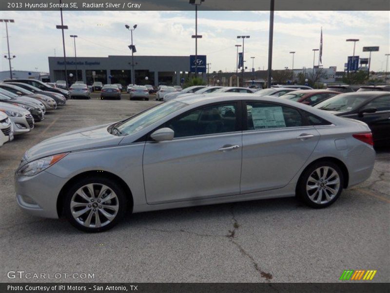 Radiant Silver / Gray 2013 Hyundai Sonata SE