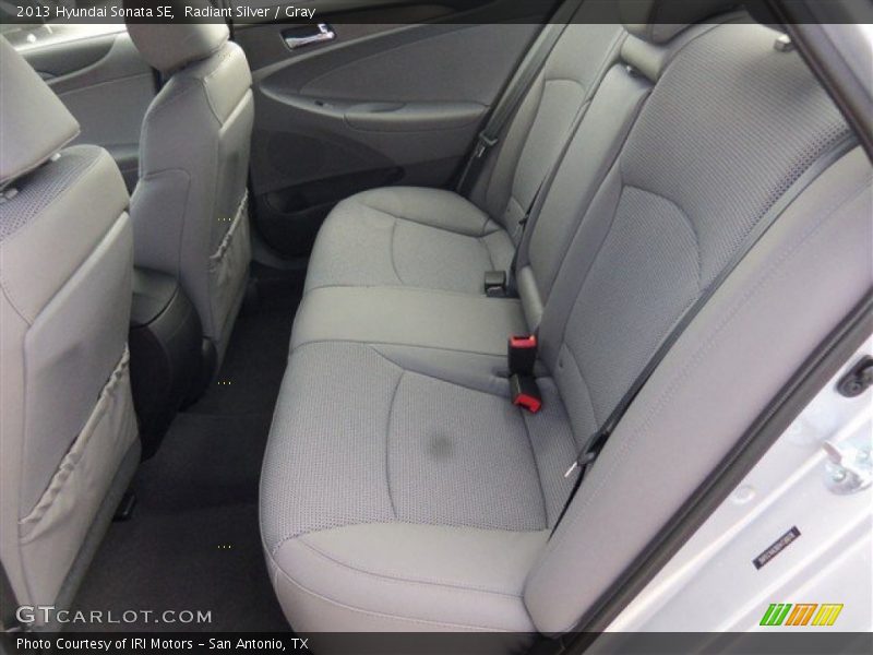 Radiant Silver / Gray 2013 Hyundai Sonata SE