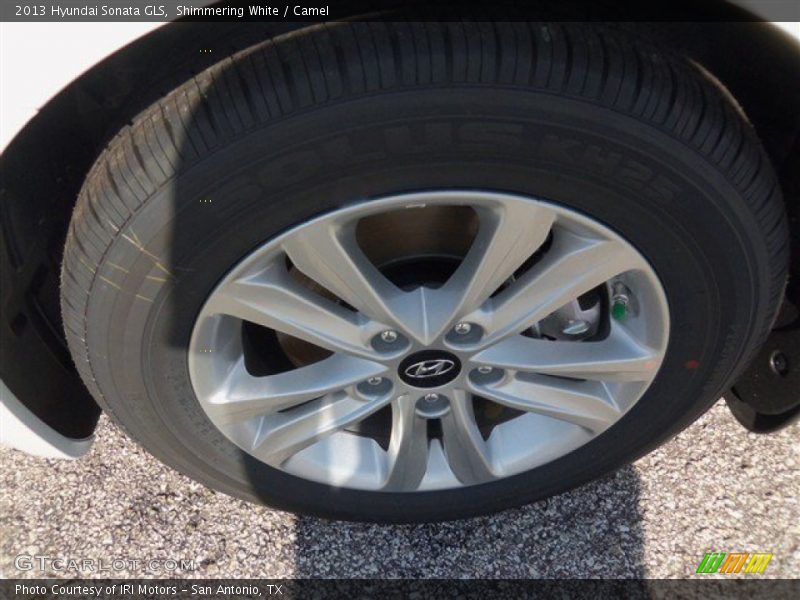 Shimmering White / Camel 2013 Hyundai Sonata GLS