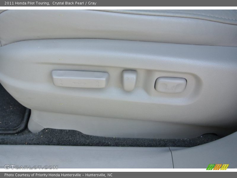 Crystal Black Pearl / Gray 2011 Honda Pilot Touring