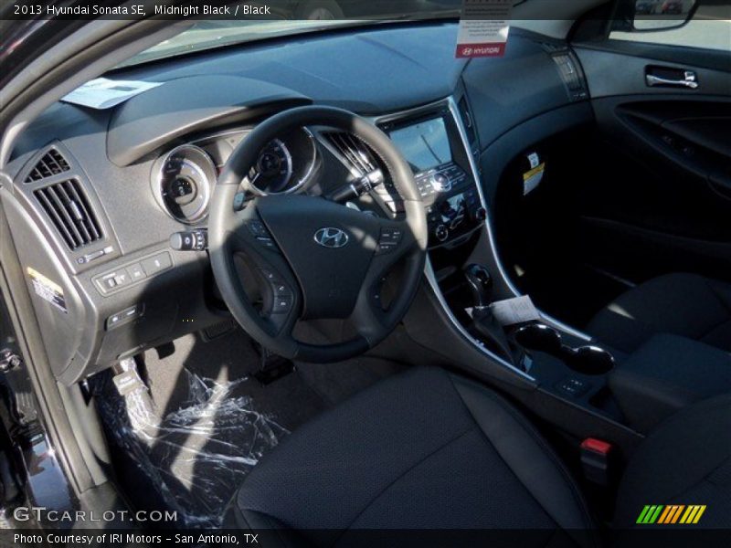 Midnight Black / Black 2013 Hyundai Sonata SE