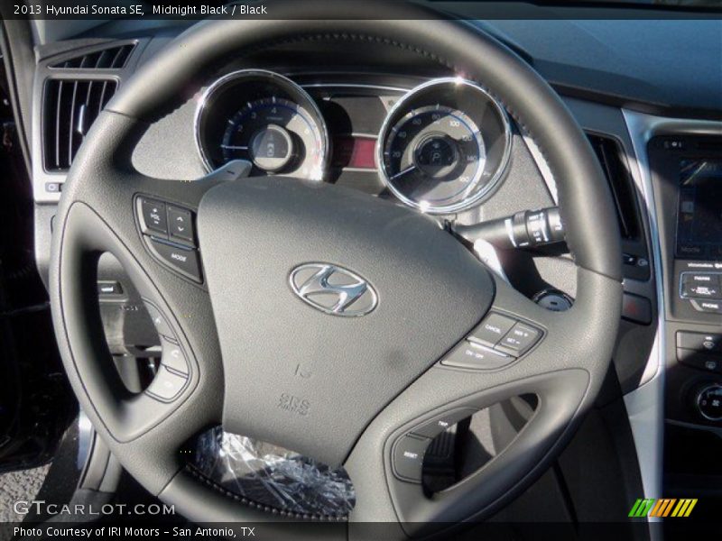 Midnight Black / Black 2013 Hyundai Sonata SE