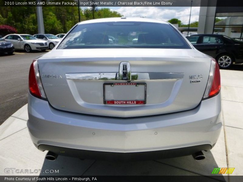 Ingot Silver Metallic / Charcoal Black/Fine Line Ebony 2010 Lincoln MKS AWD Ultimate Package