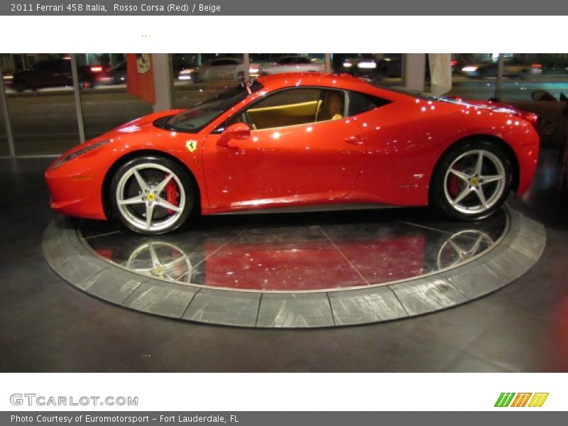 Rosso Corsa (Red) / Beige 2011 Ferrari 458 Italia