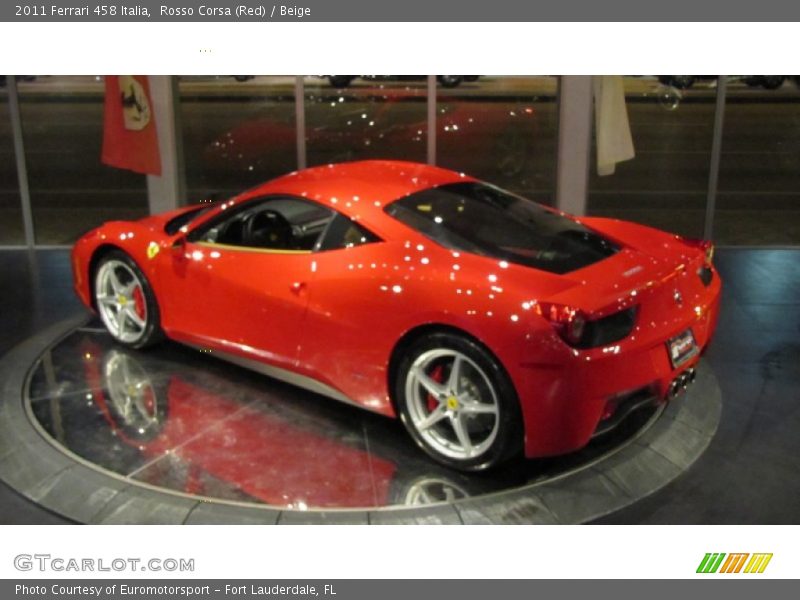 Rosso Corsa (Red) / Beige 2011 Ferrari 458 Italia