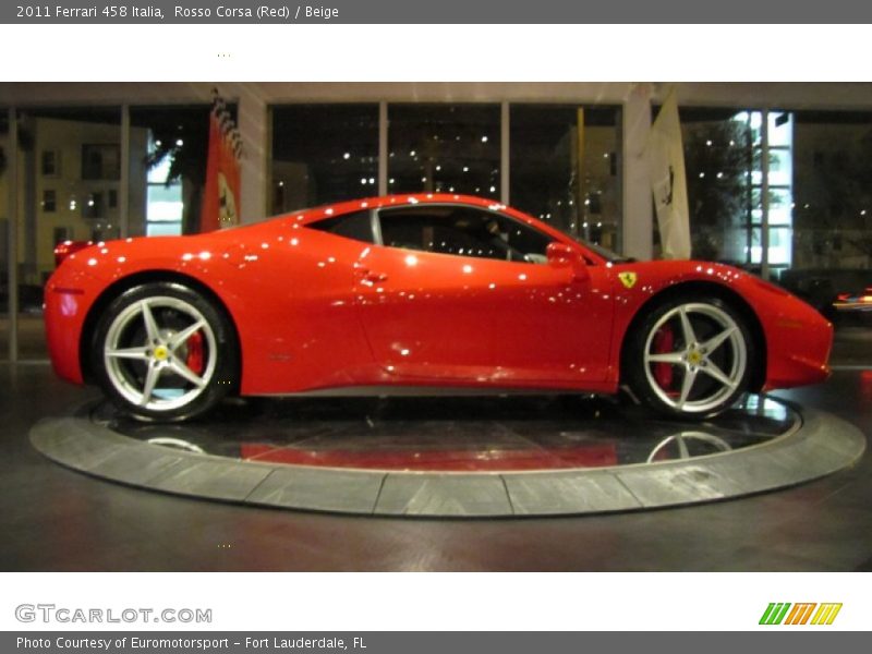 Rosso Corsa (Red) / Beige 2011 Ferrari 458 Italia