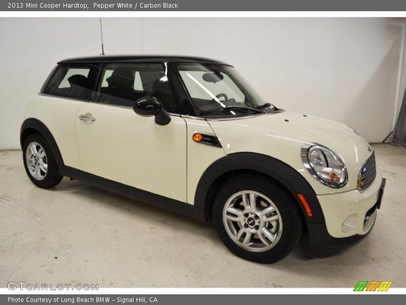 Pepper White / Carbon Black 2013 Mini Cooper Hardtop