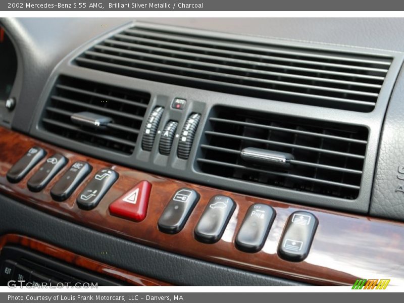 Controls of 2002 S 55 AMG